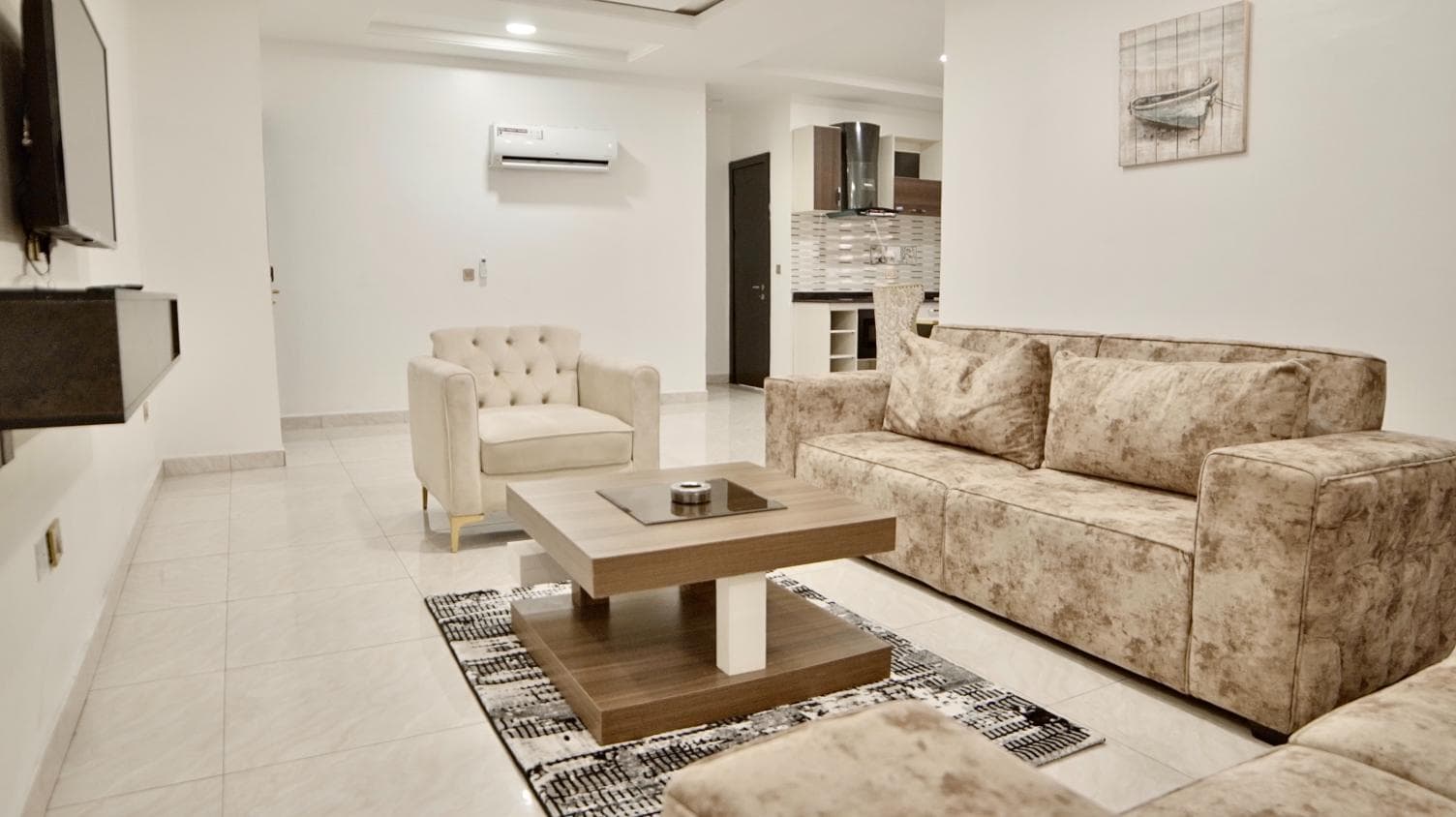 2Bedroom Luxury Service Flat Ajah image
