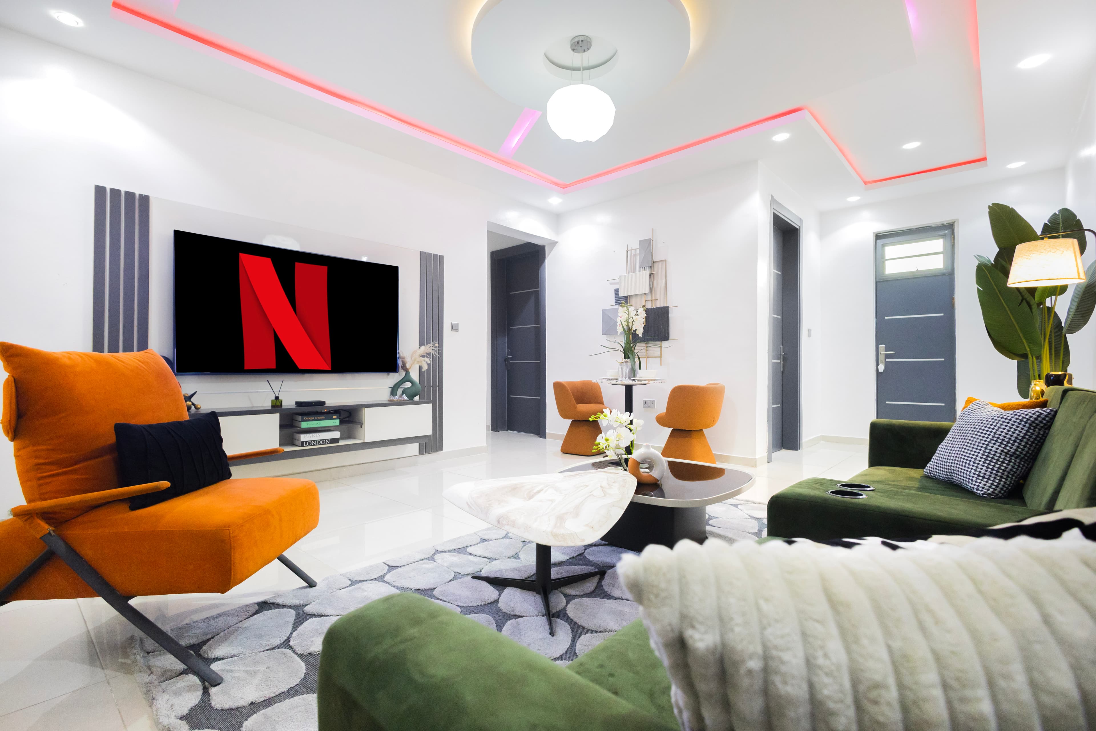 Exquisite 2 bedroom fully serviced apartment image