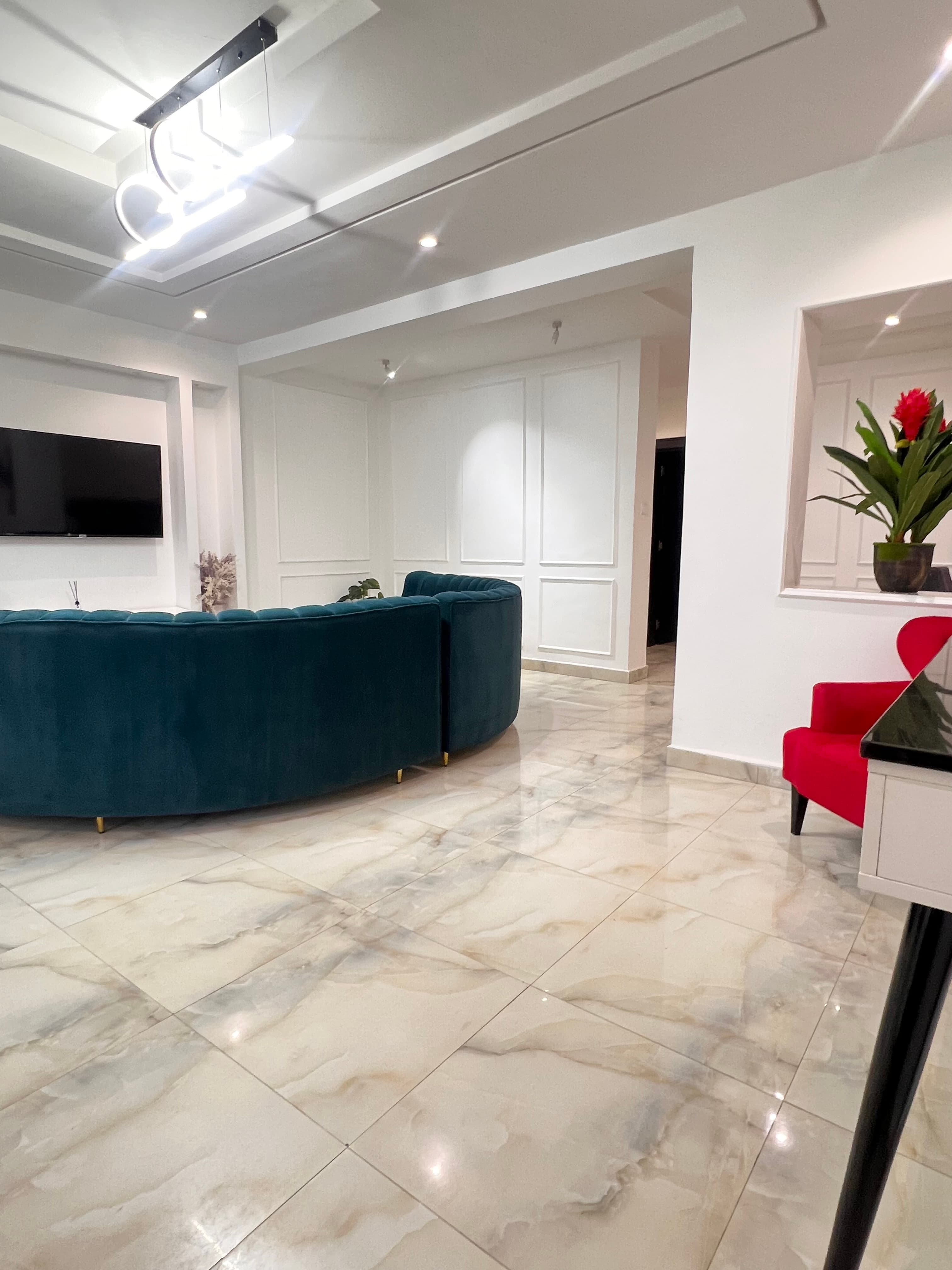 SERENE 2 BEDROOM APARTMENT image